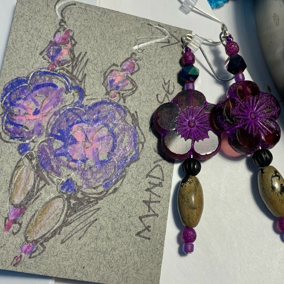 Violet Flower Carved Glass Earrings - Picture 4 of 16